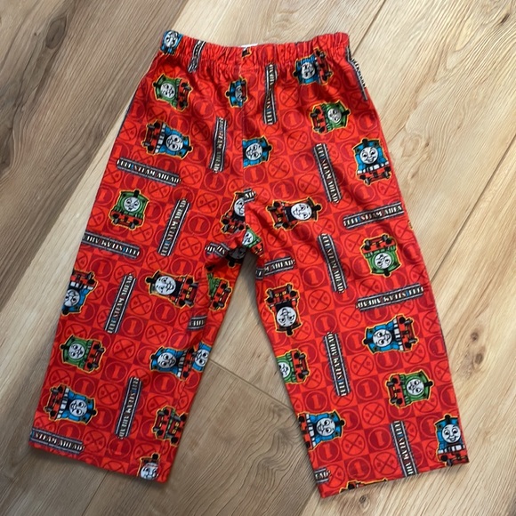 Thomas & friends the train boys pajamas size 2T pjs pants 3T top - Picture 13 of 16